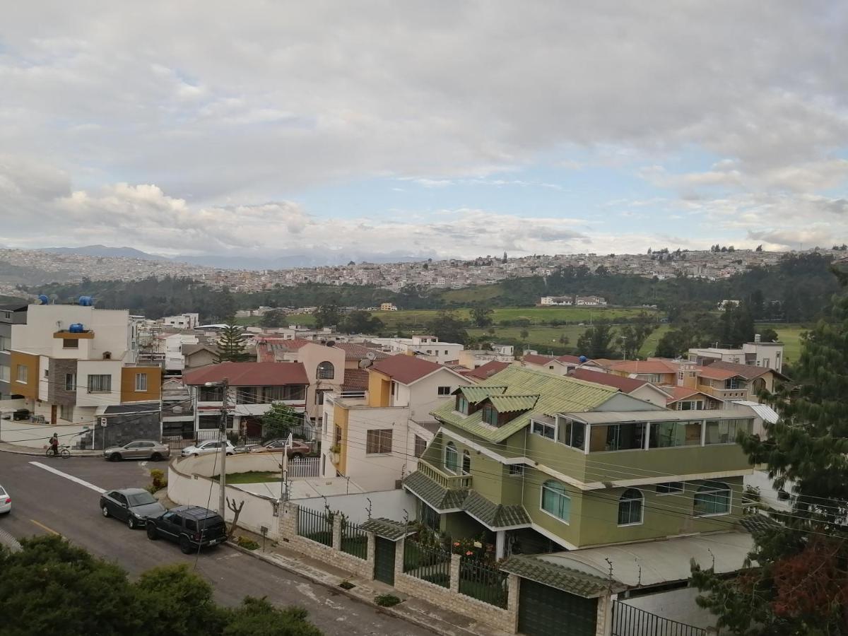 Fakali Homestay Quito Exteriör bild